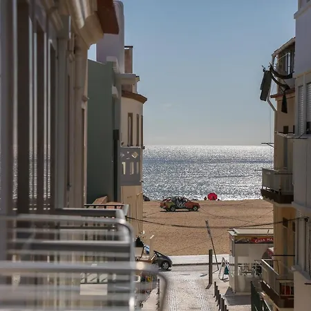 Casa De * Nazaré